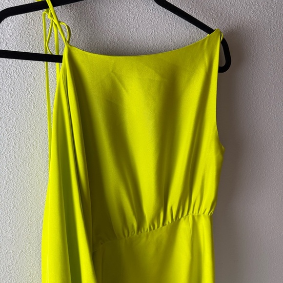 Alexis Wesley Dress Chartreuse Green One-Shoulder Long-Sleeve Mini A-Line XS - Picture 13 of 16